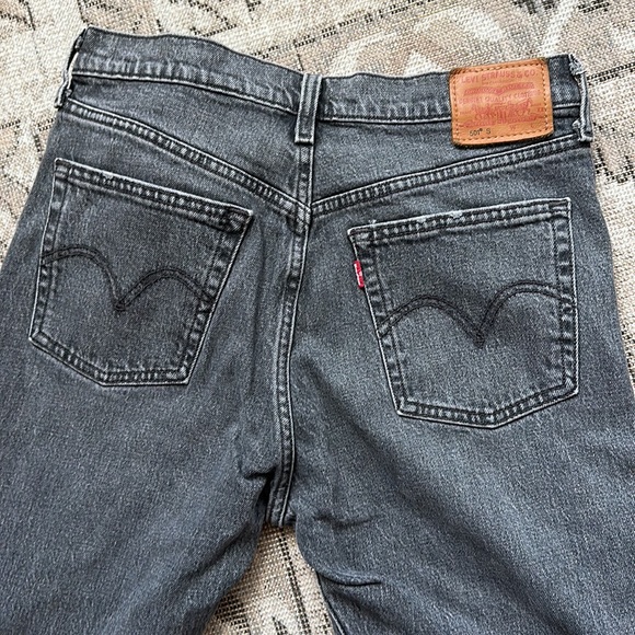 Levi 501 - Picture 2 of 2